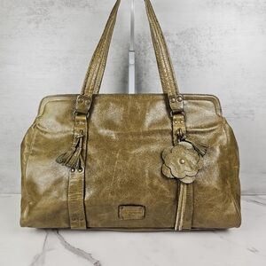 Rue Princess Paris Green Vtv Distressed Satchel Bag